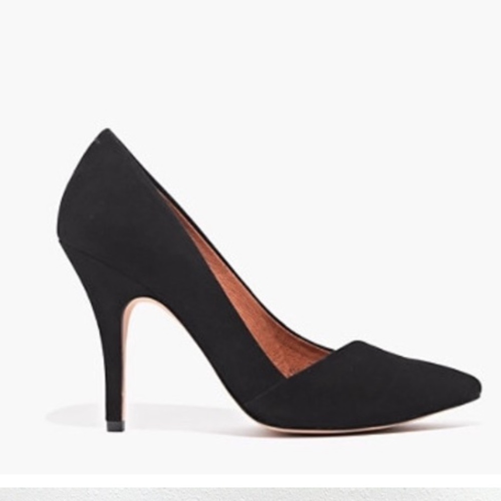 Madewell Suede Asymmetrical Mira Pump - Picture 14 of 16